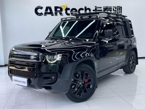 Land Rover Defender 2022