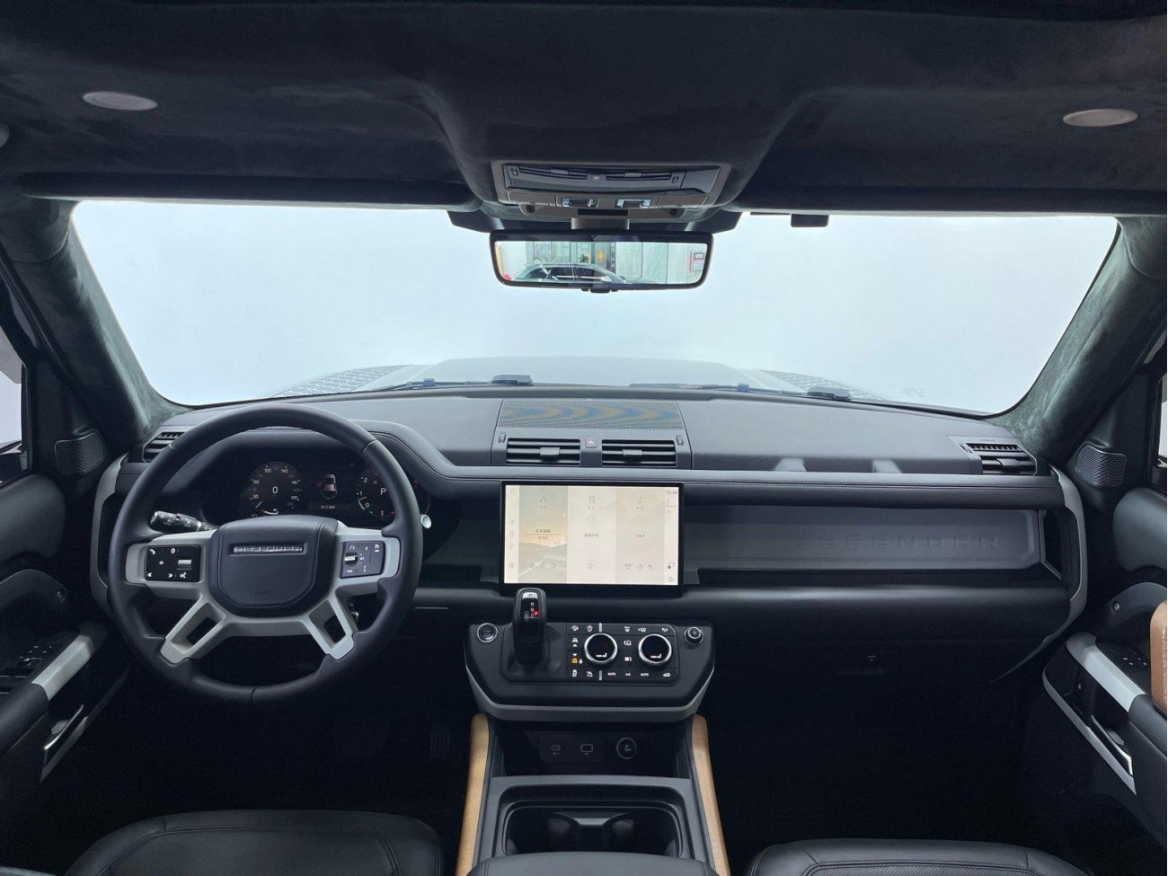 Land Rover Defender 2022