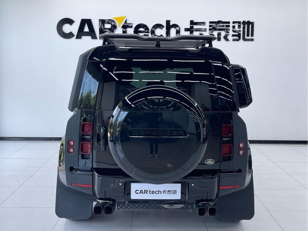 Land Rover Defender 2022
