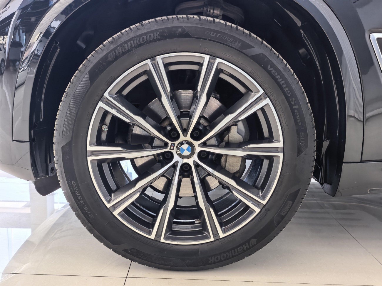 BMW X5 2023