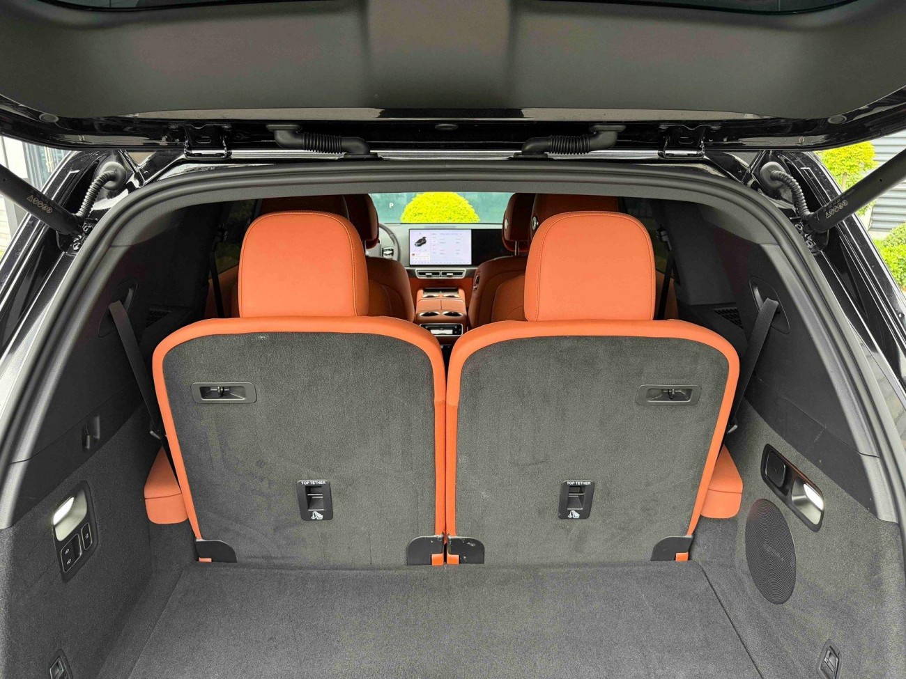 Li Auto L8 2025