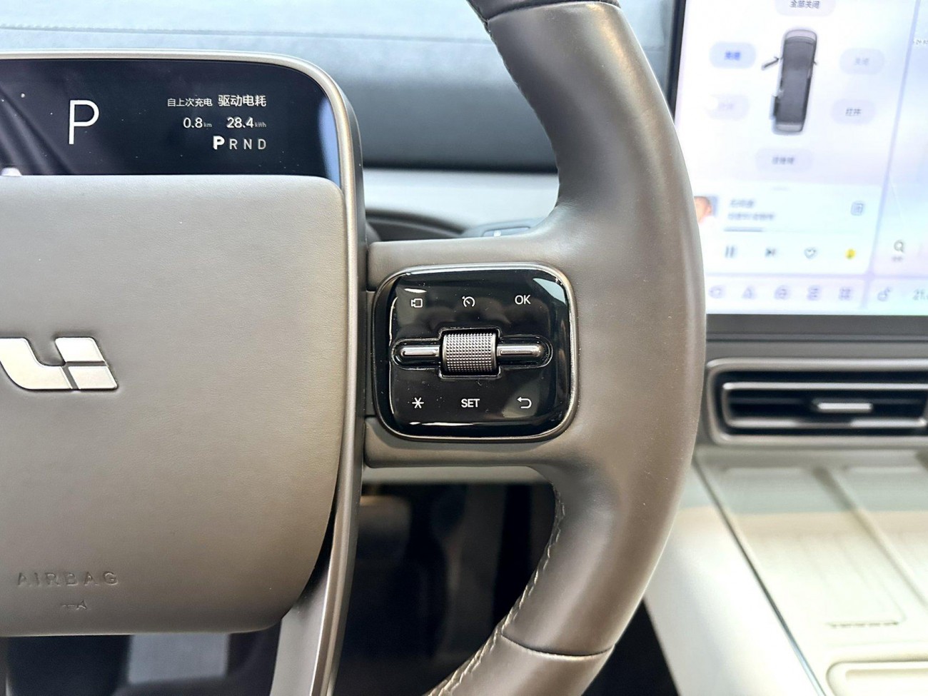 Li Auto MEGA 2024