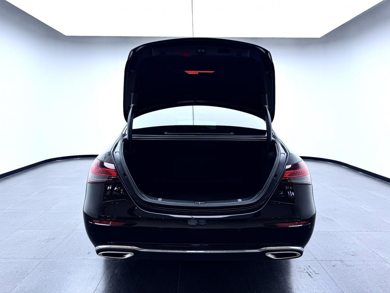 Mercedes-Benz E 300 L 2021