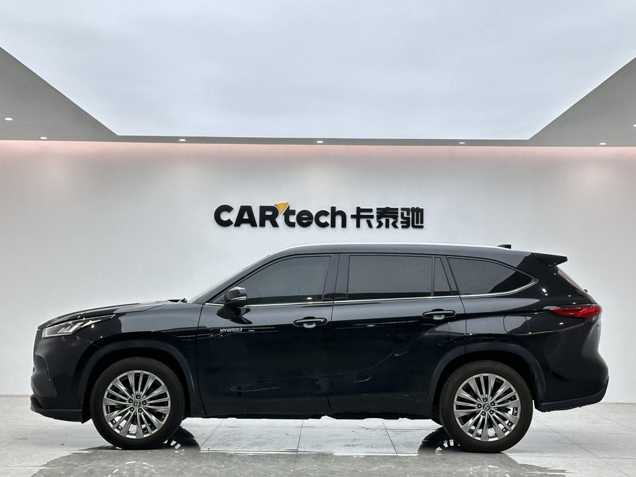 Toyota Highlander 2021