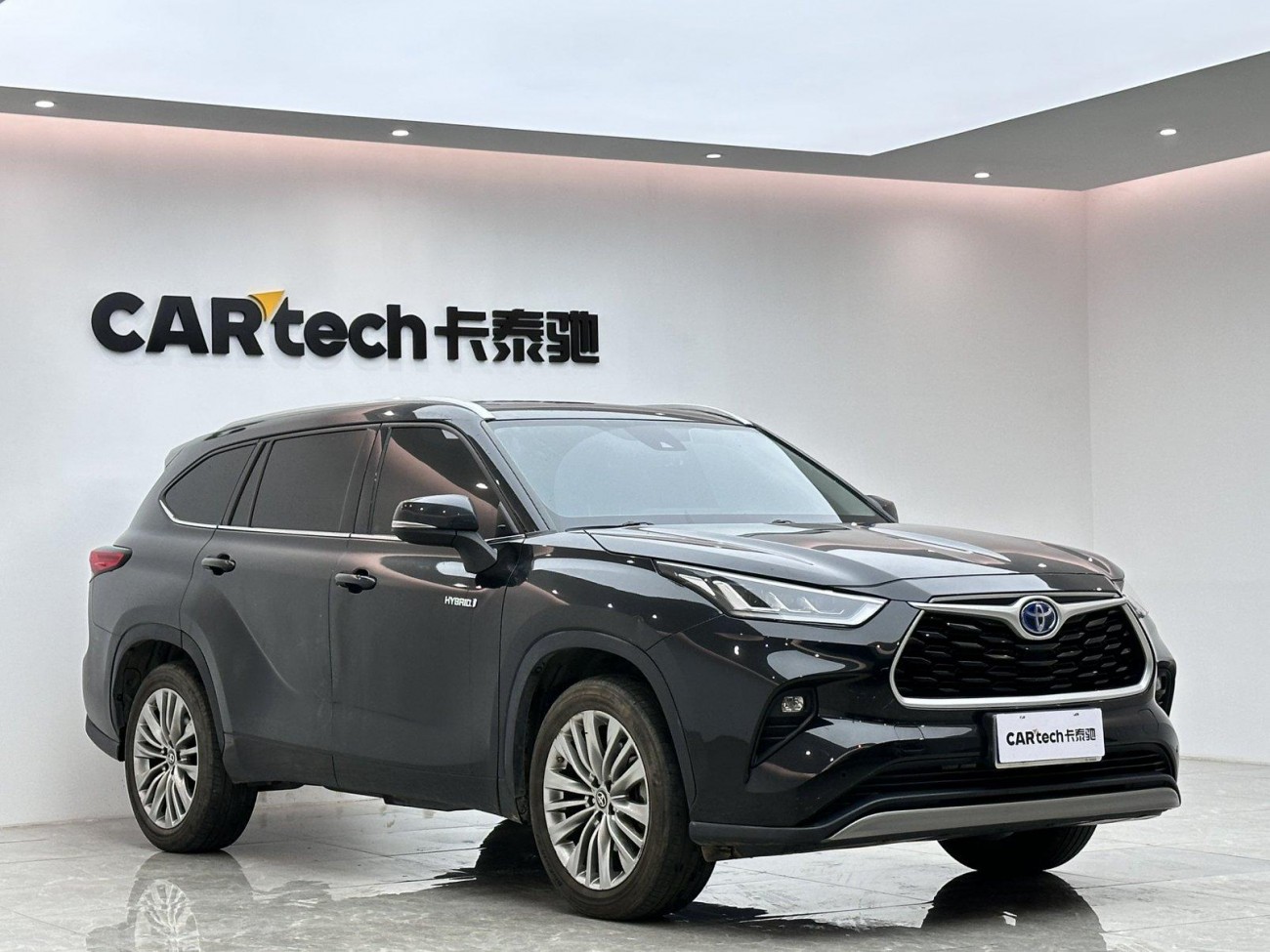 Toyota Highlander 2021