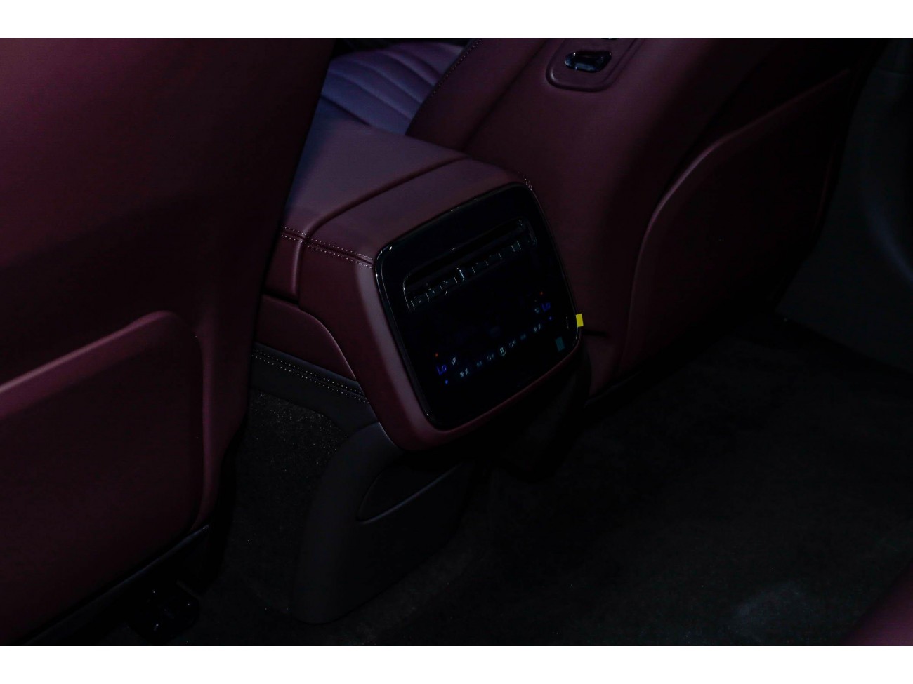 Denza Z9GT 2024