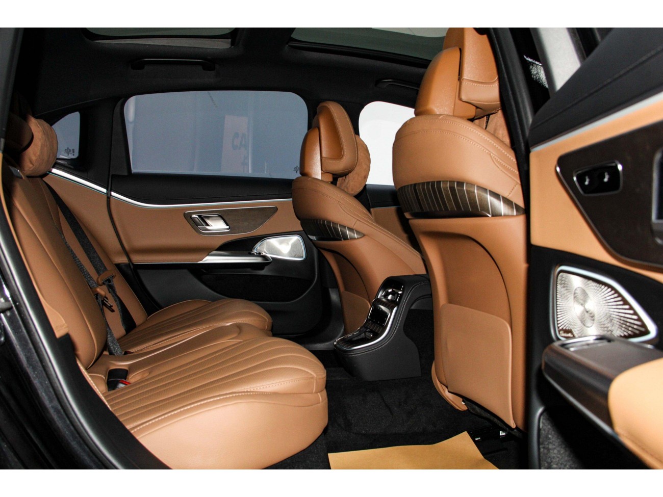 Mercedes-Benz E 300 L 2025