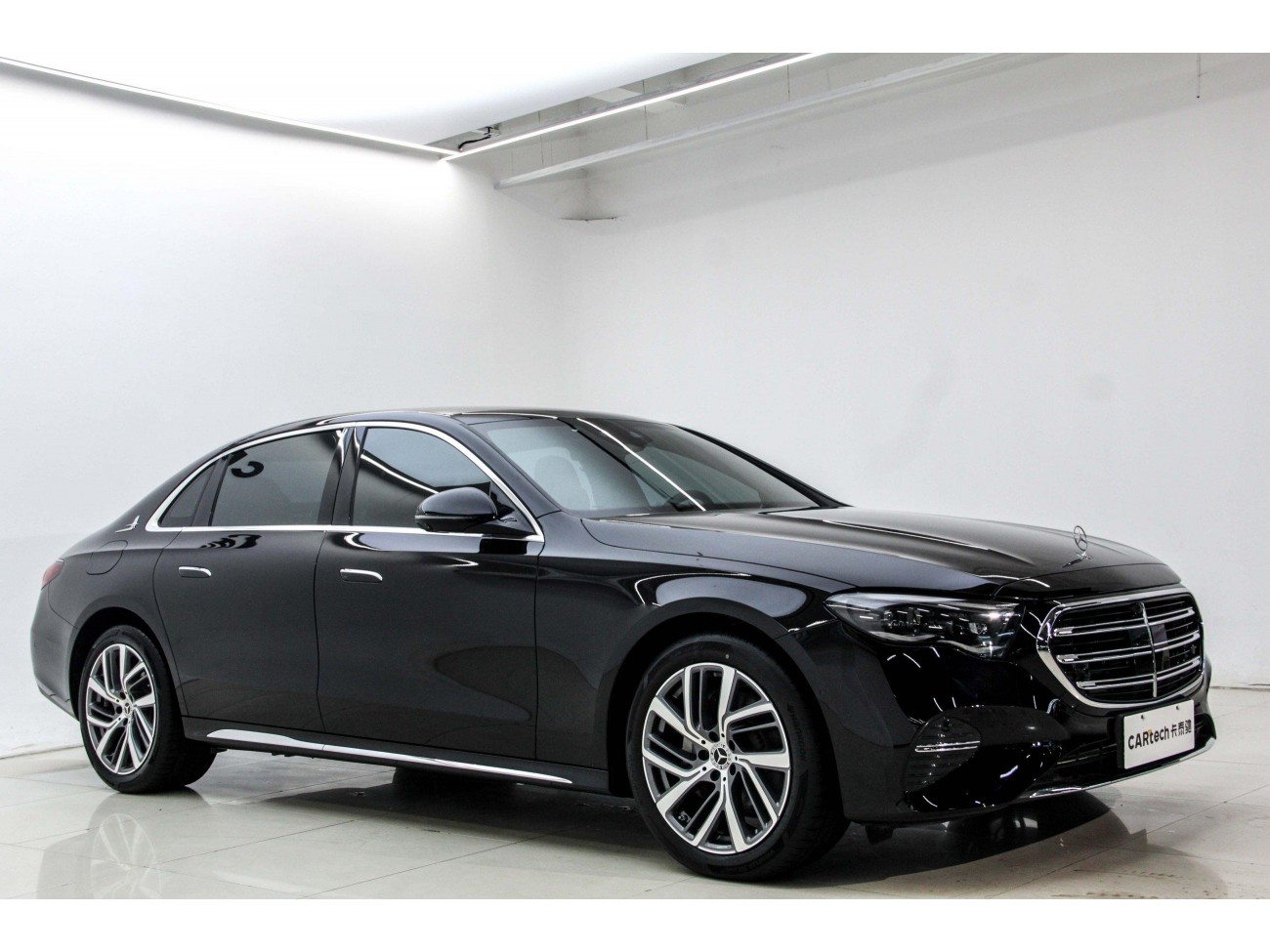 Mercedes-Benz E 300 L 2025