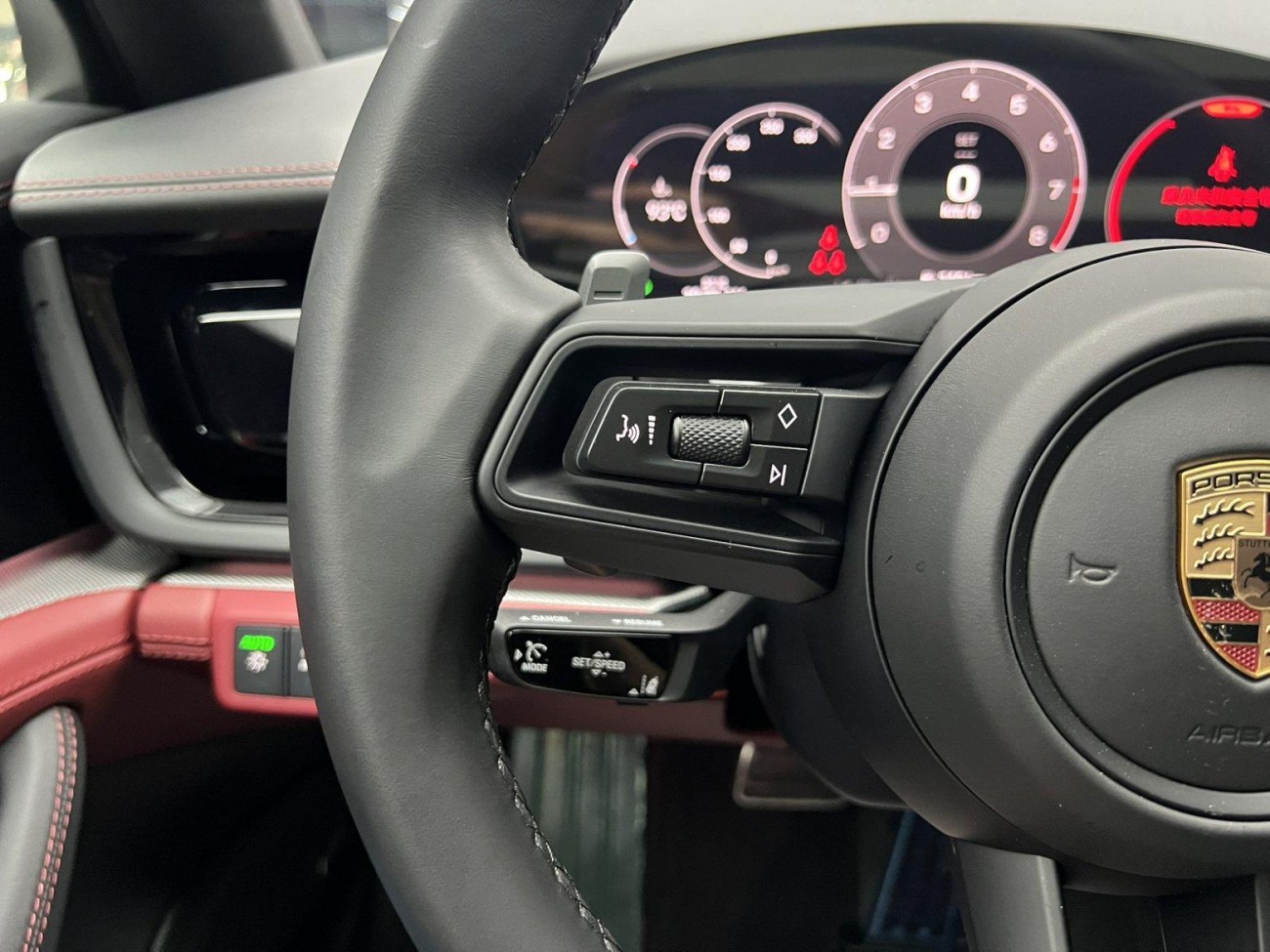 Porsche Panamera 2025