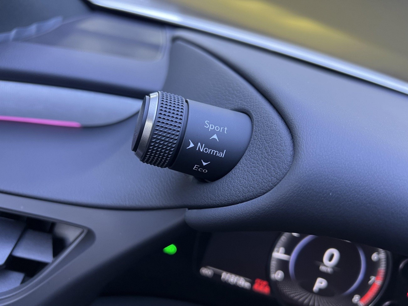 Lexus ES 200 2026