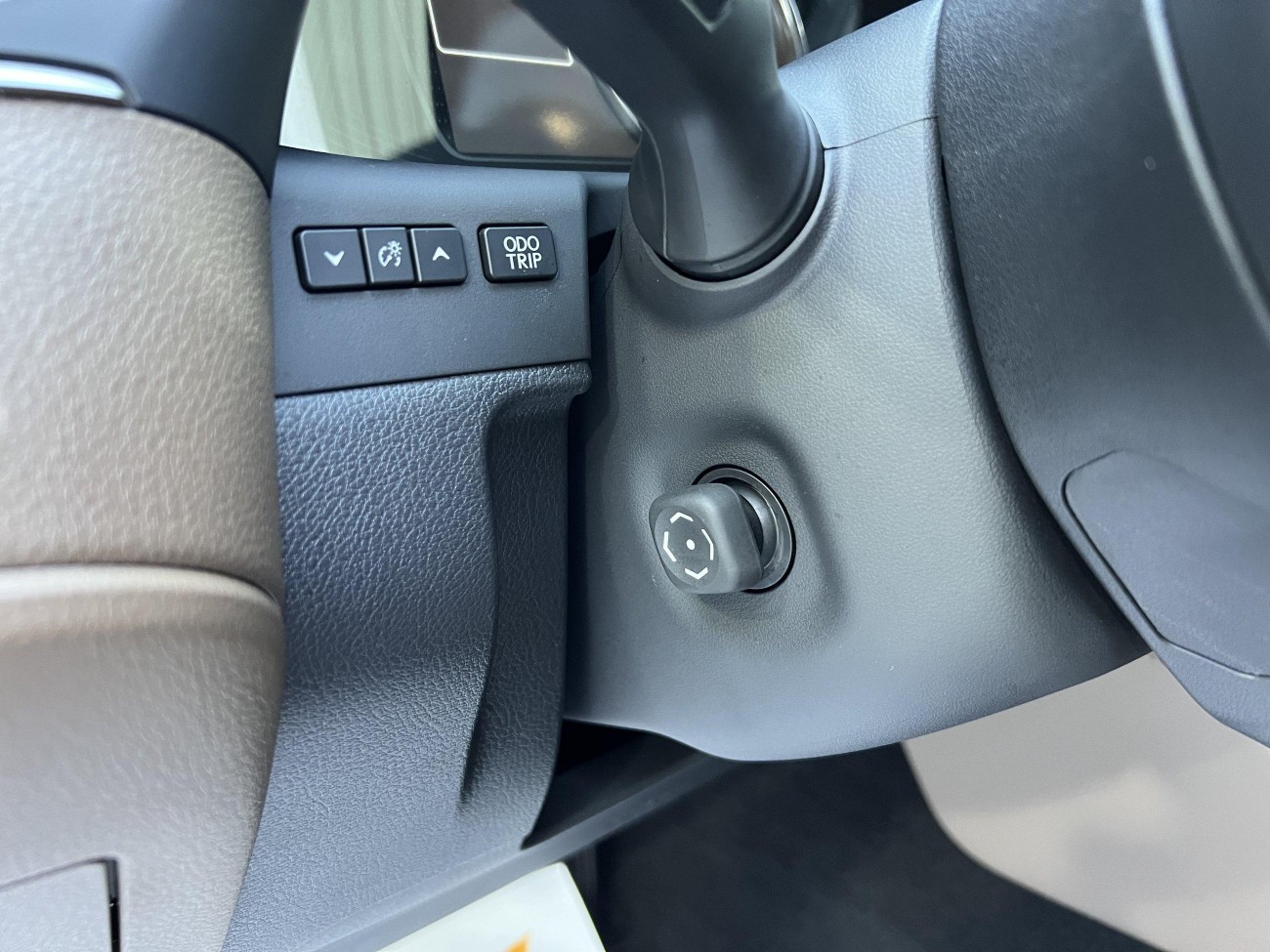 Lexus ES 200 2026