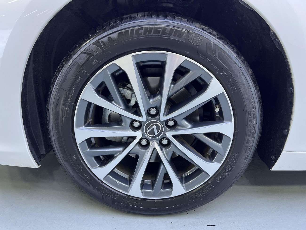 Lexus ES 200 2026