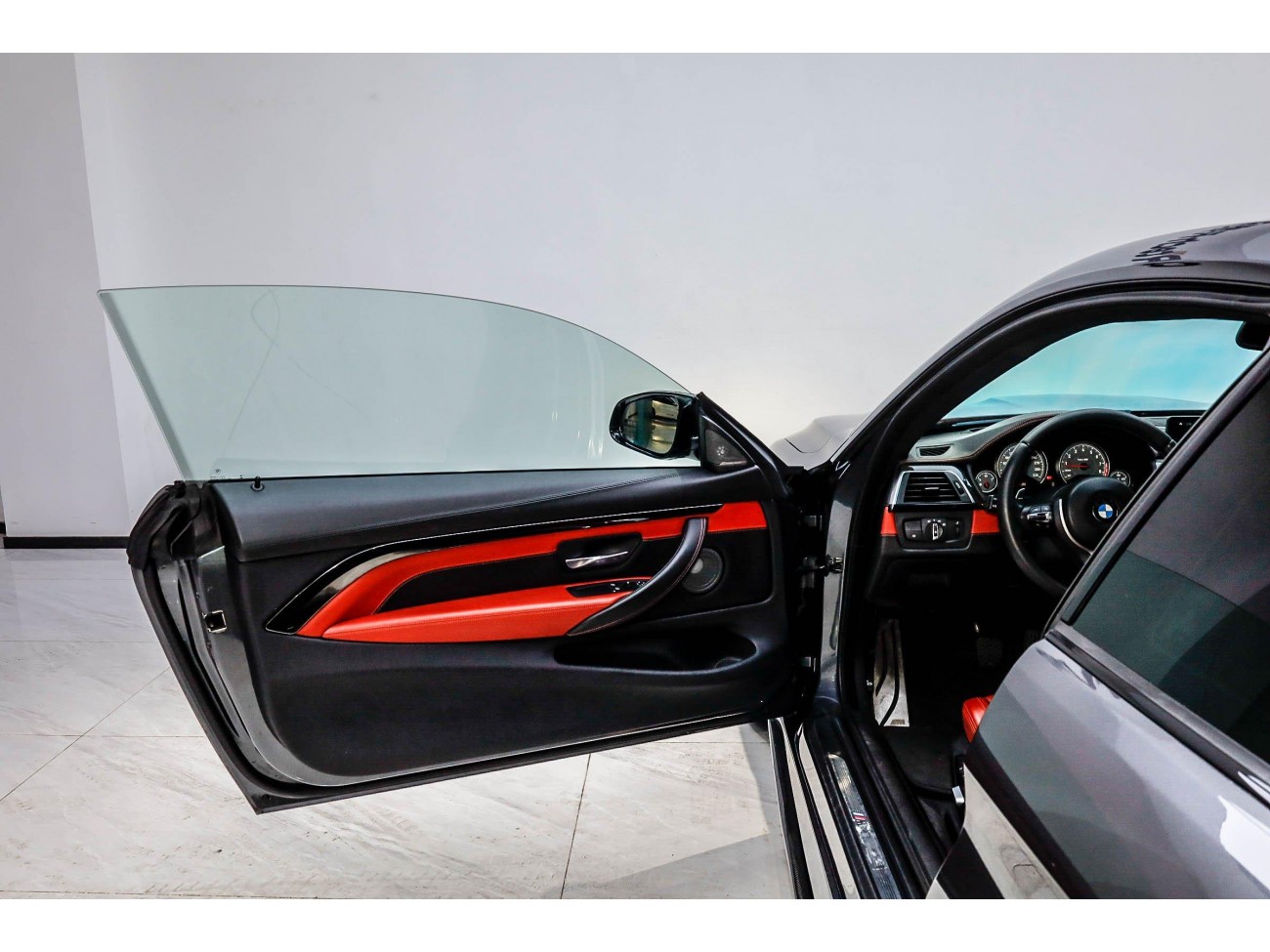 BMW M4 2019