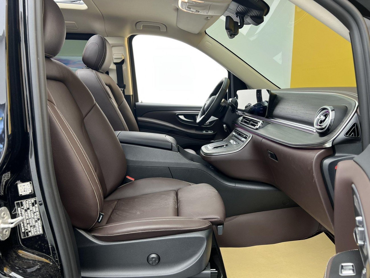 Mercedes-Benz V 2025