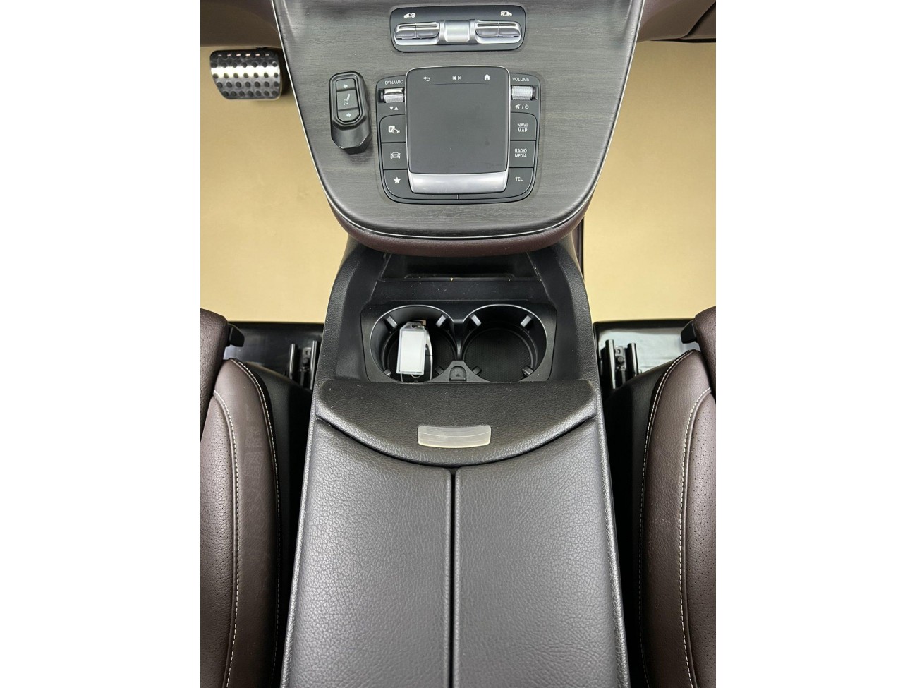Mercedes-Benz V 2025