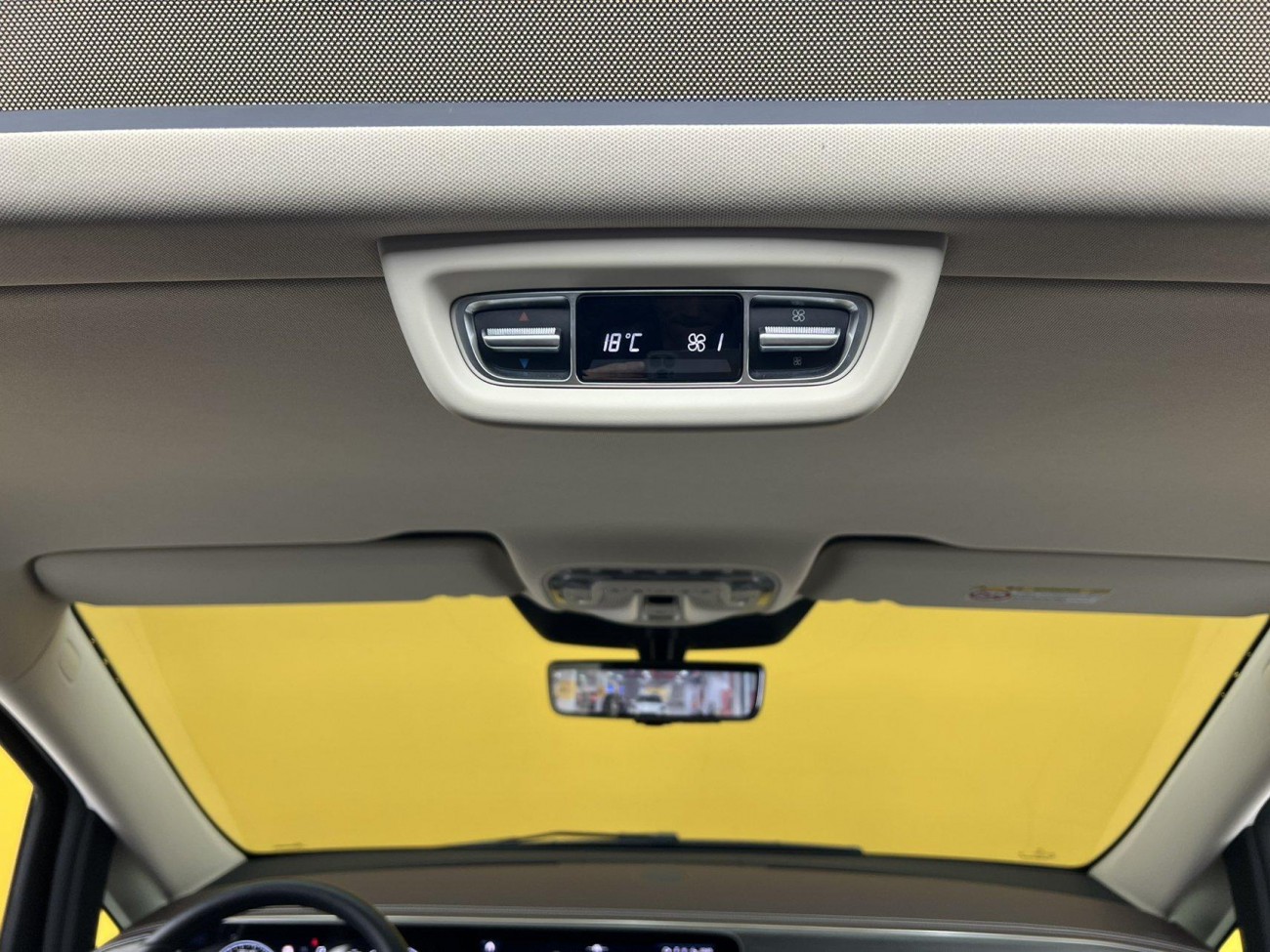 Mercedes-Benz V 2025