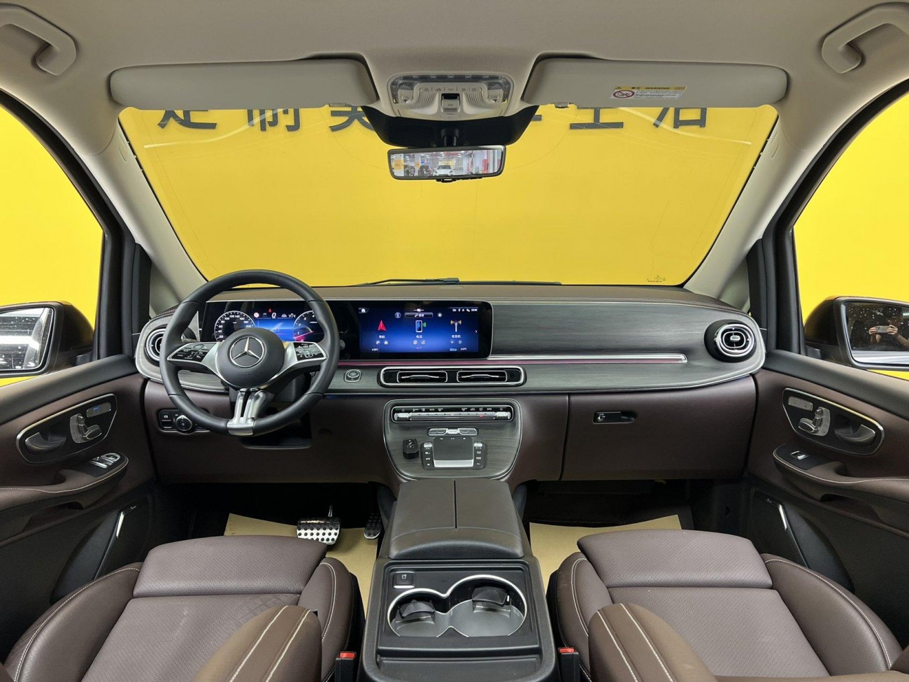 Mercedes-Benz V 2025
