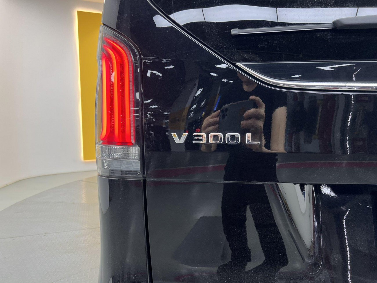 Mercedes-Benz V 2025