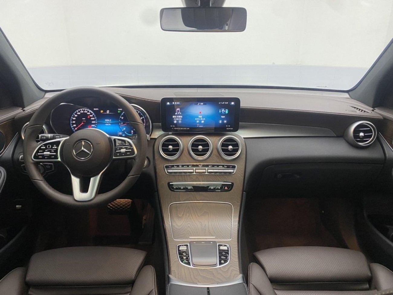 Mercedes-Benz GLC 300 L 2023