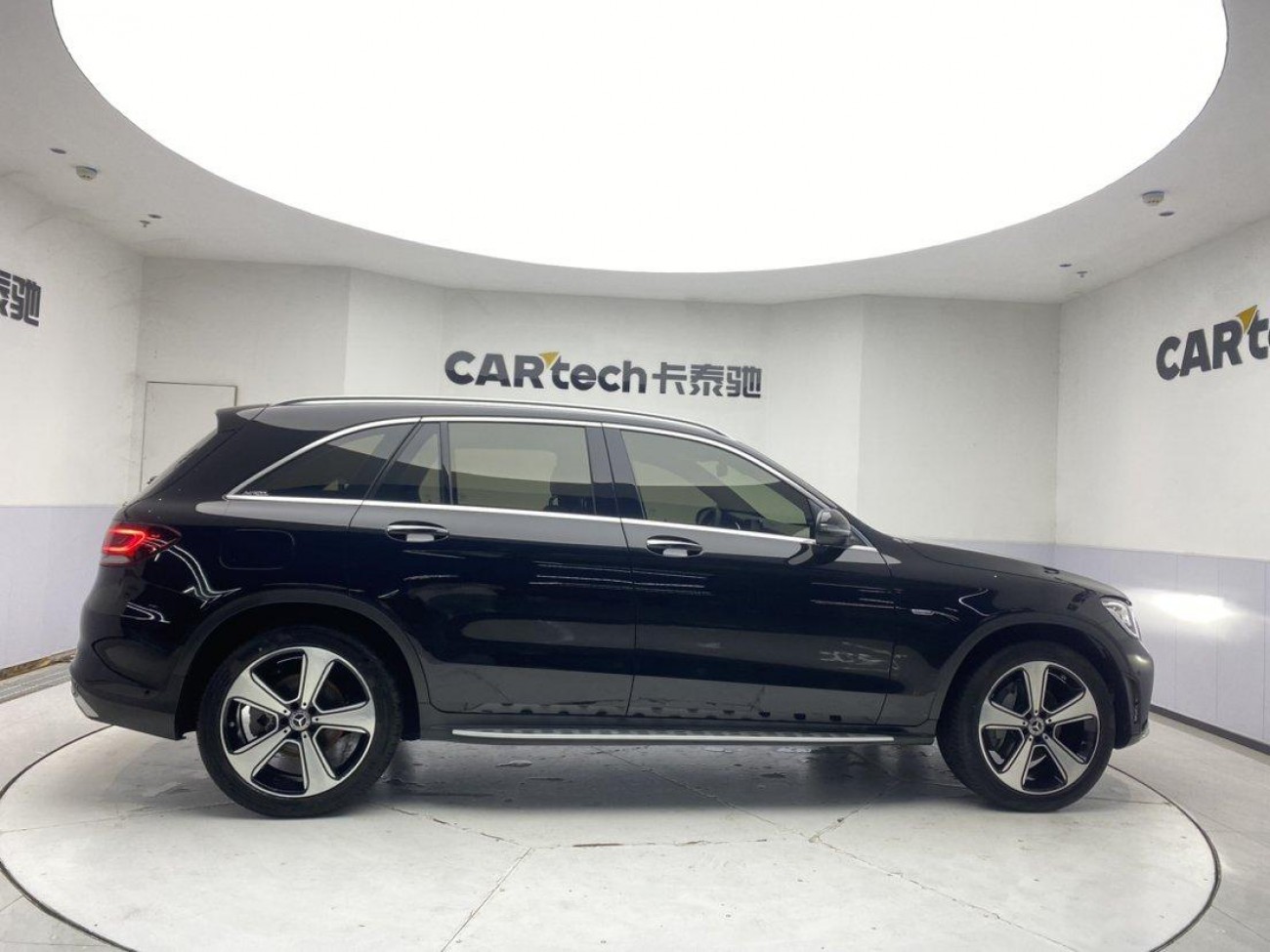 Mercedes-Benz GLC 300 L 2023