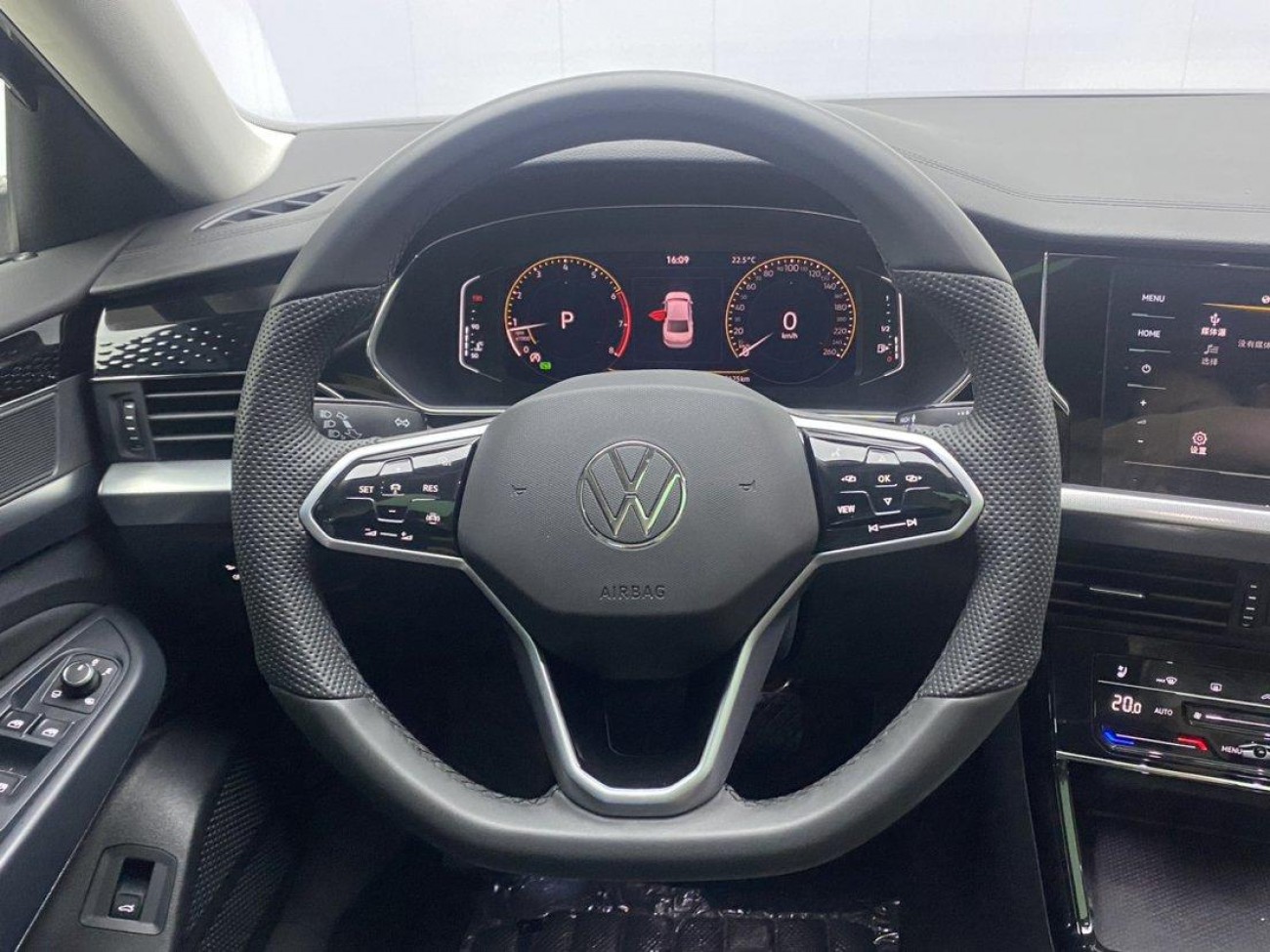 Volkswagen Passat 2024