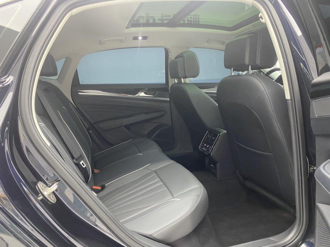 Volkswagen Passat 2024