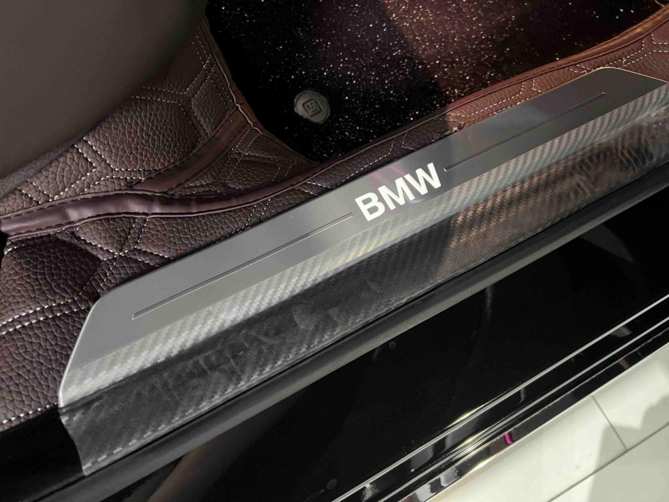 BMW 735Li 2025