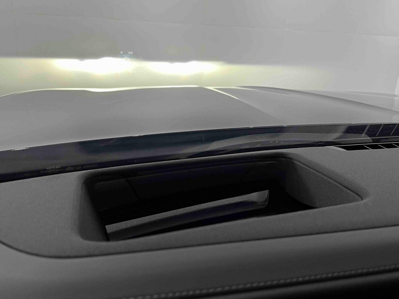 BMW 735Li 2025