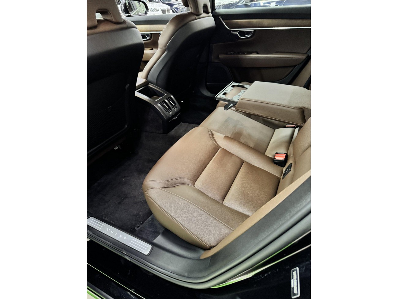 Volvo S90 2024