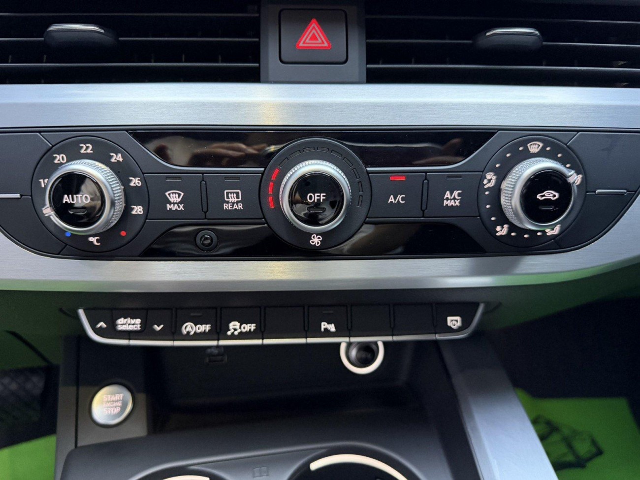 Audi A4L 40 TFSI 2023