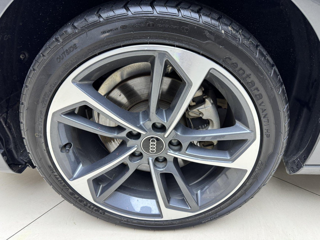 Audi A4L 40 TFSI 2023