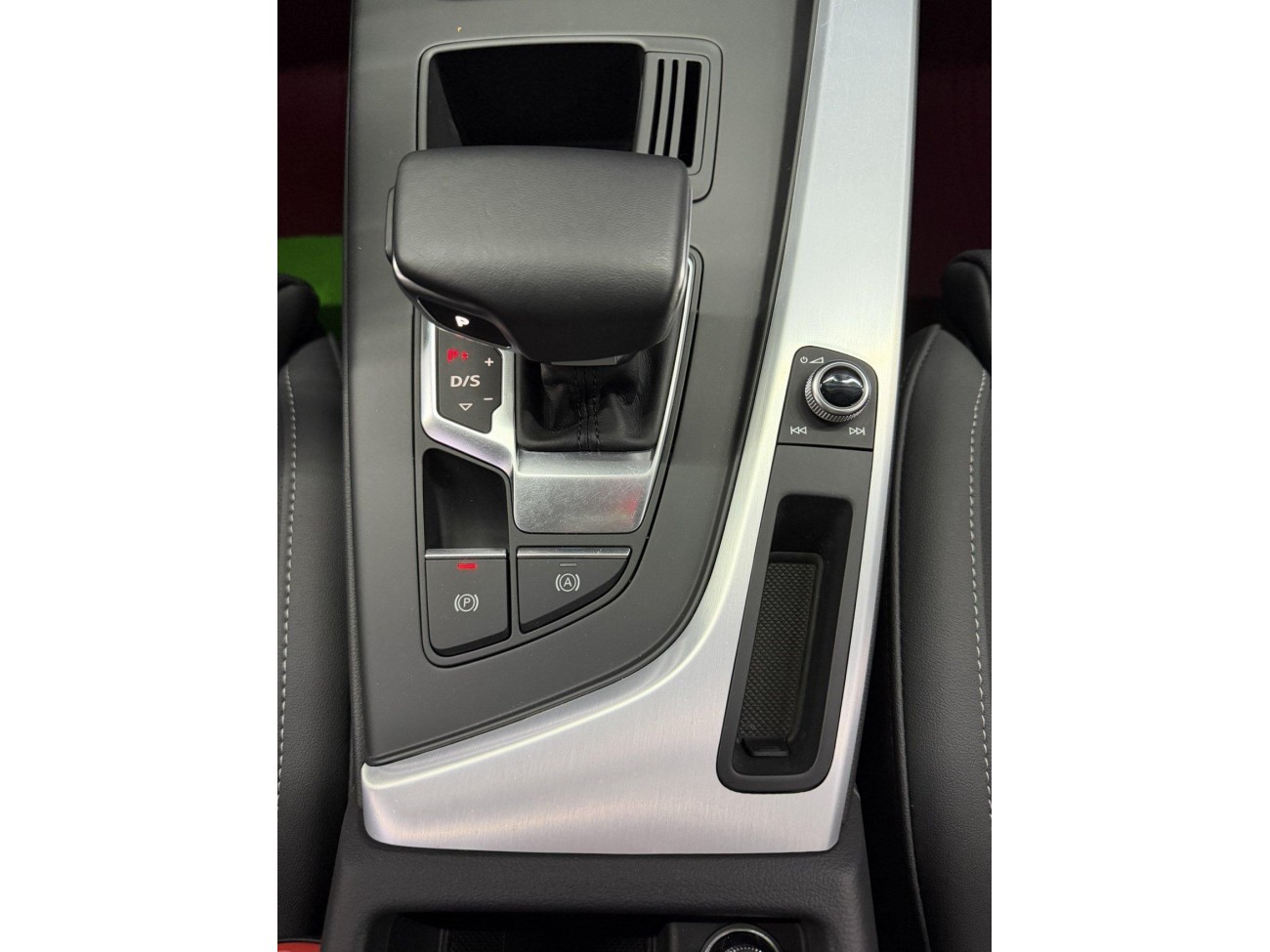 Audi A4L 40 TFSI 2024