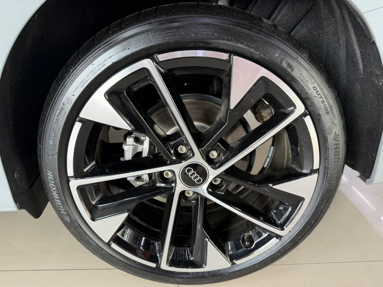 Audi Flying Spur 2024