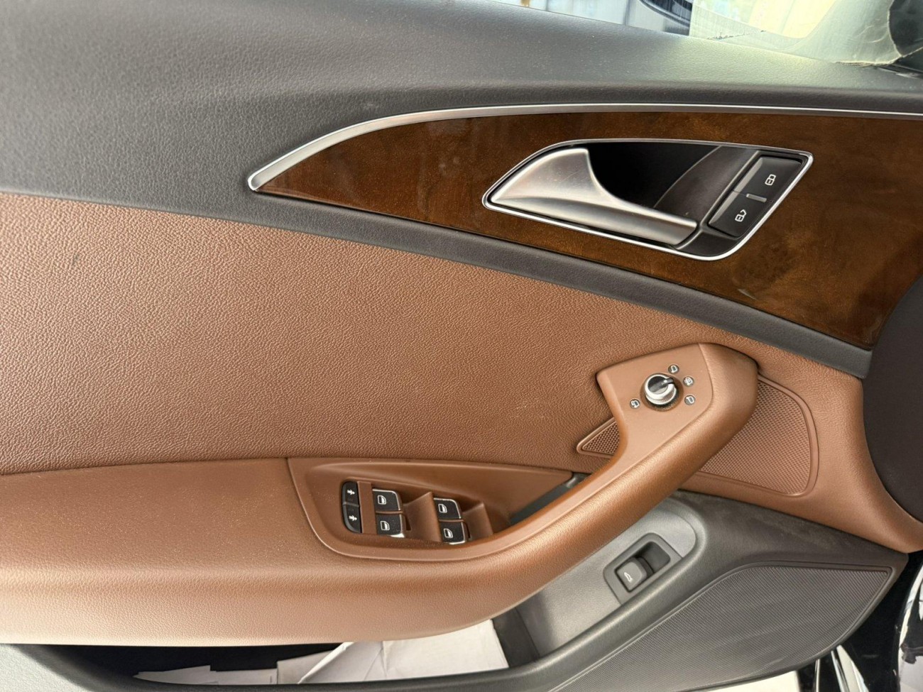 Audi A6L 30 2015