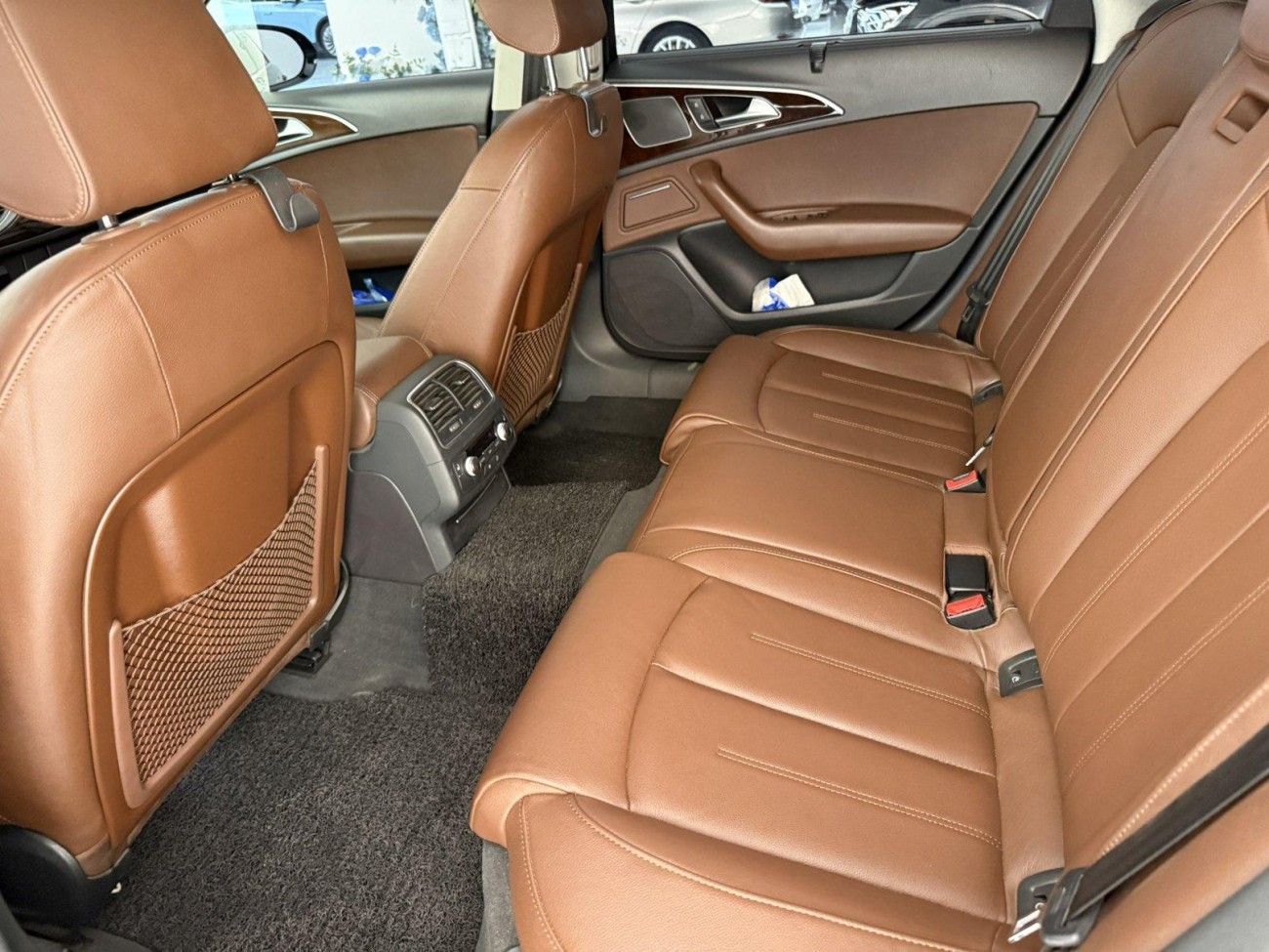 Audi A6L 30 2015