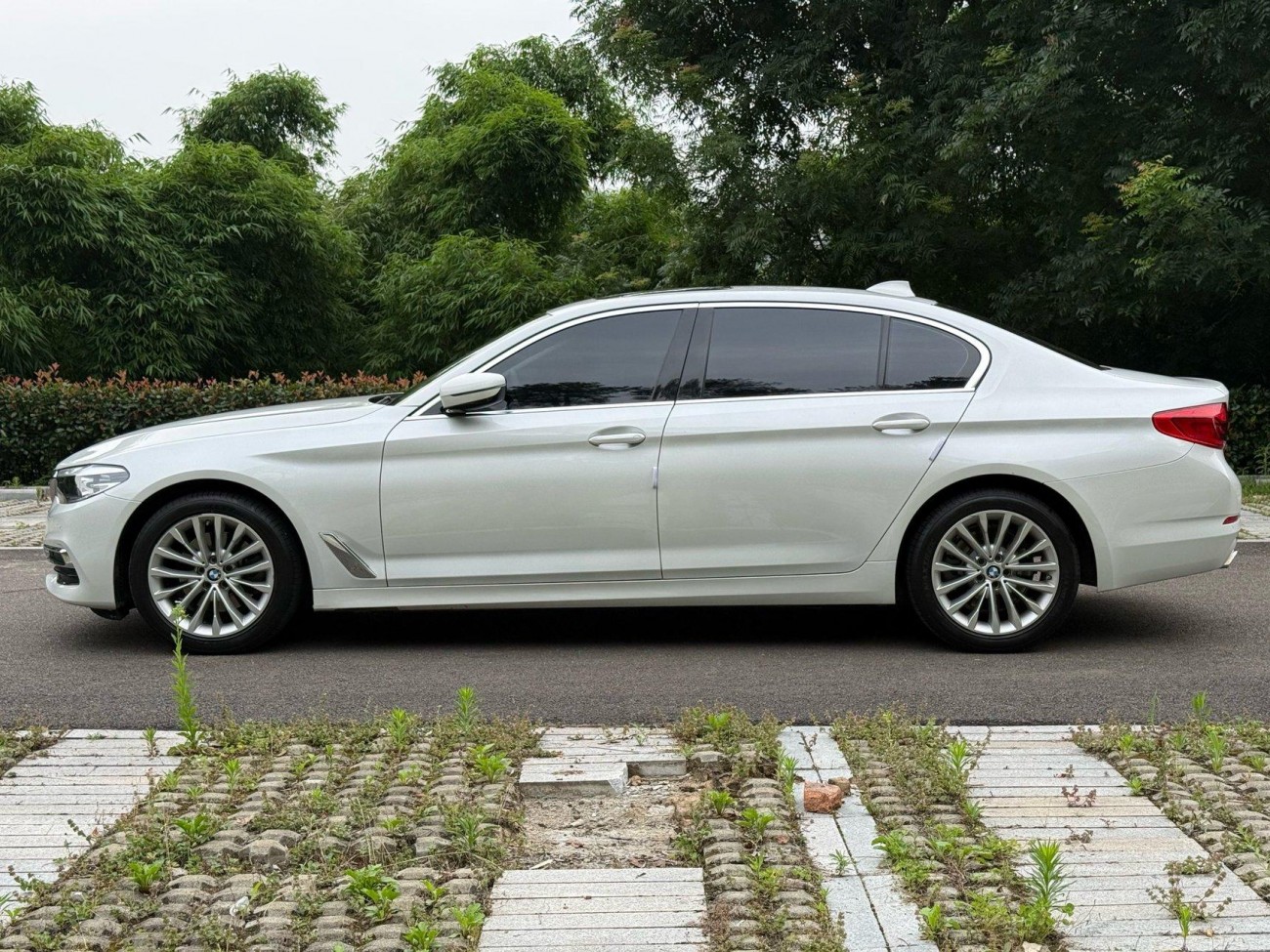 BMW 525Li 2020