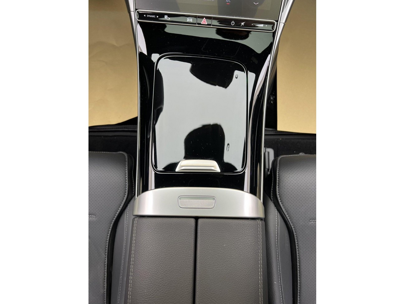 Mercedes-Benz C 260 L 2025