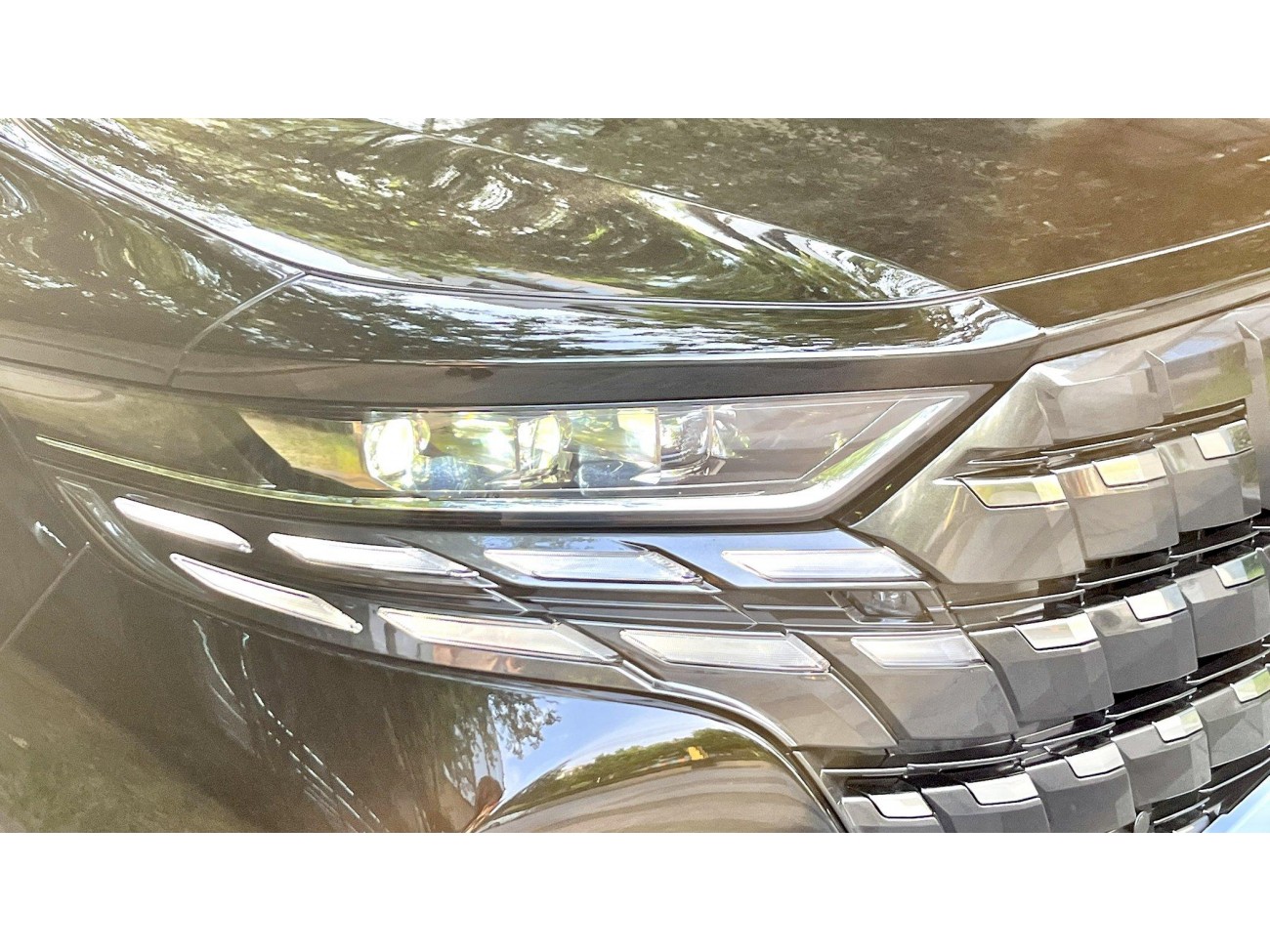 Toyota Alphard 2024