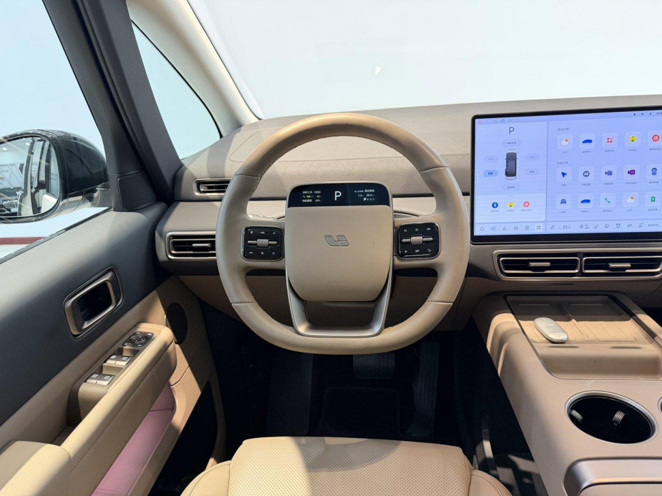 Li Auto MEGA 2025