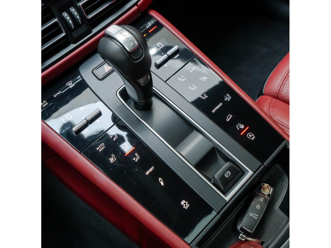 Porsche Macan 2023