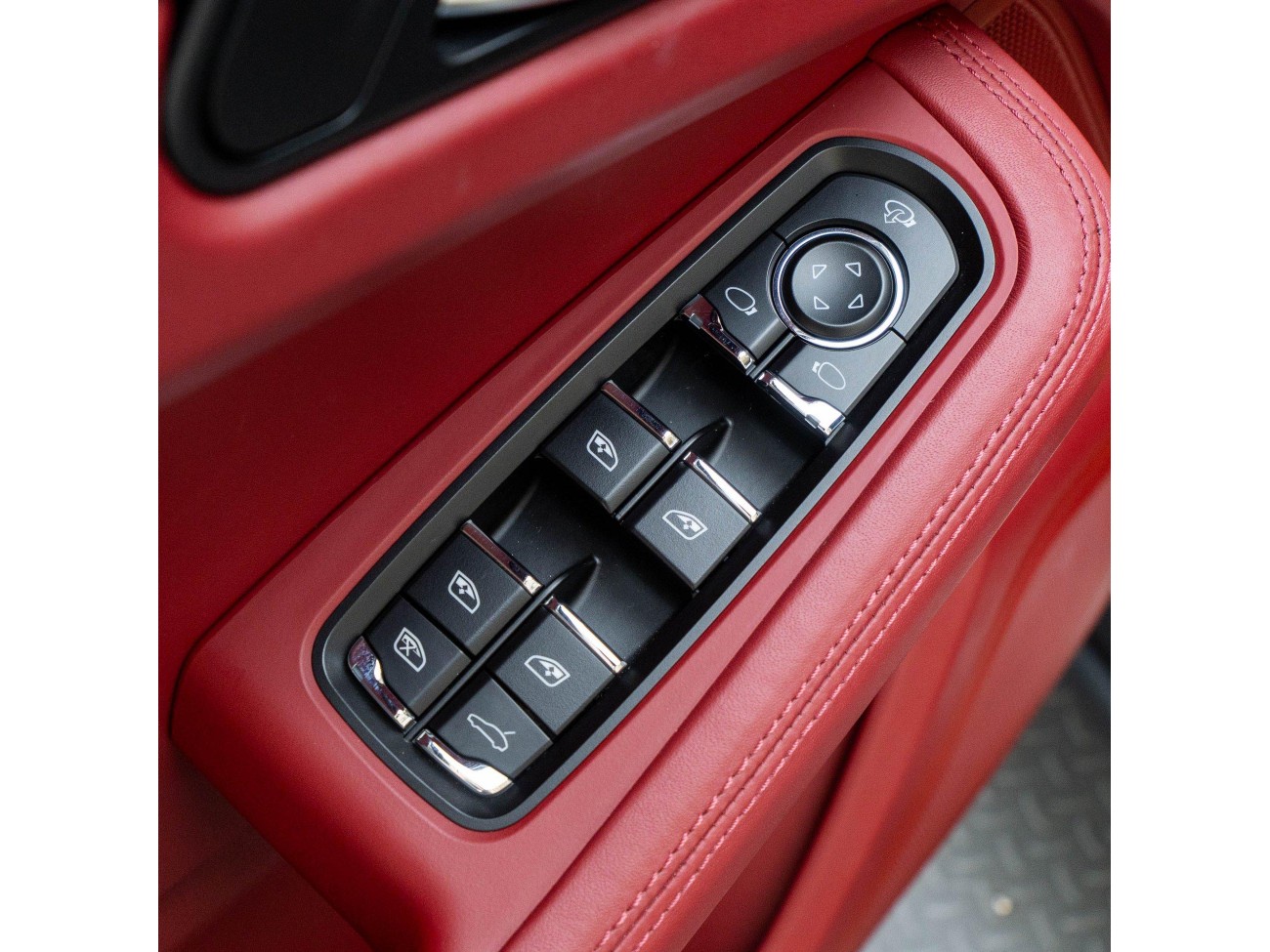 Porsche Macan 2023