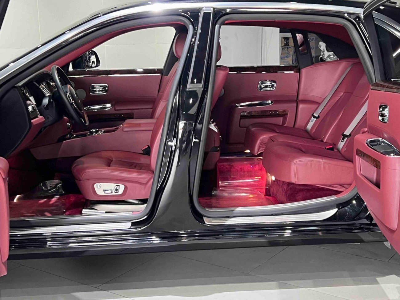 Rolls-Royce Ghost 2014