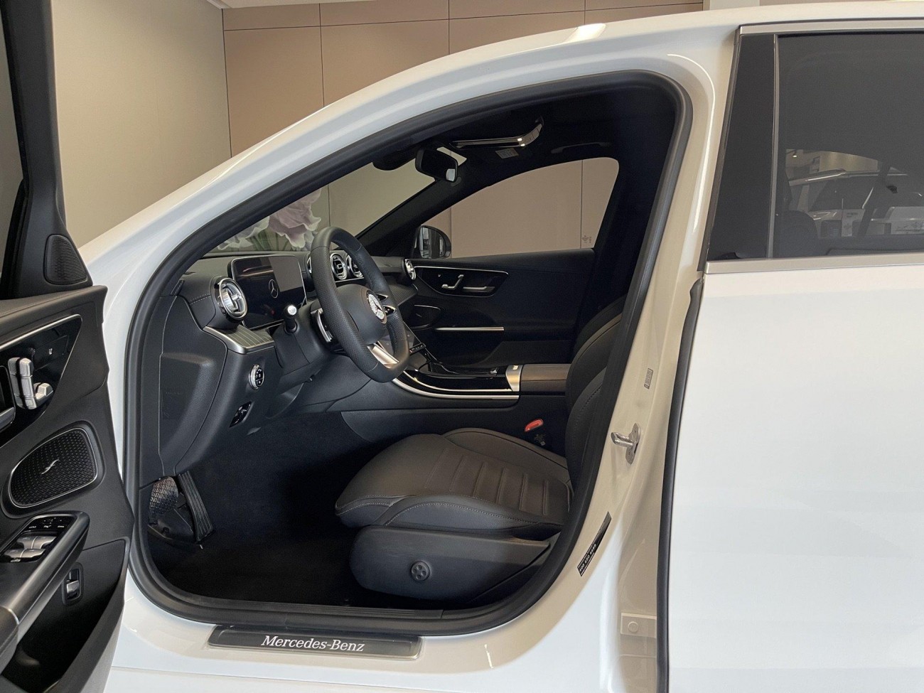 Mercedes-Benz C 260 L 2024