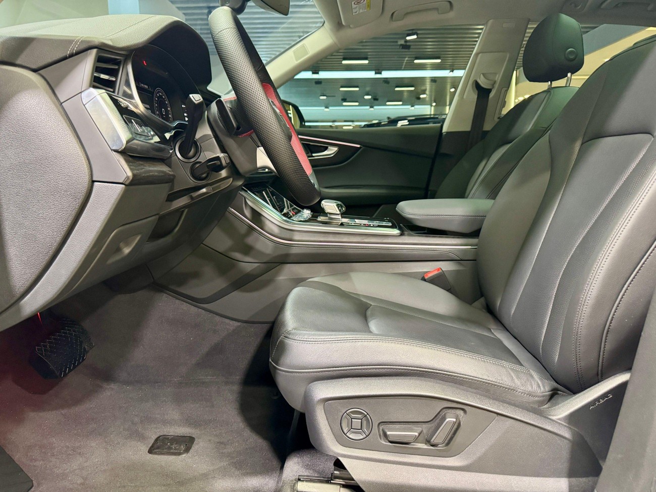 Audi Q8 55 TFSI 2024
