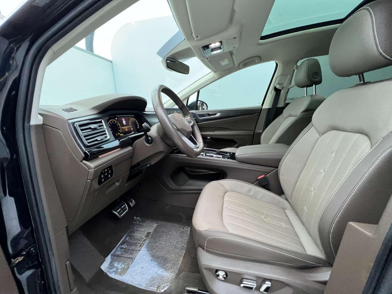 Volkswagen Viloran 2023