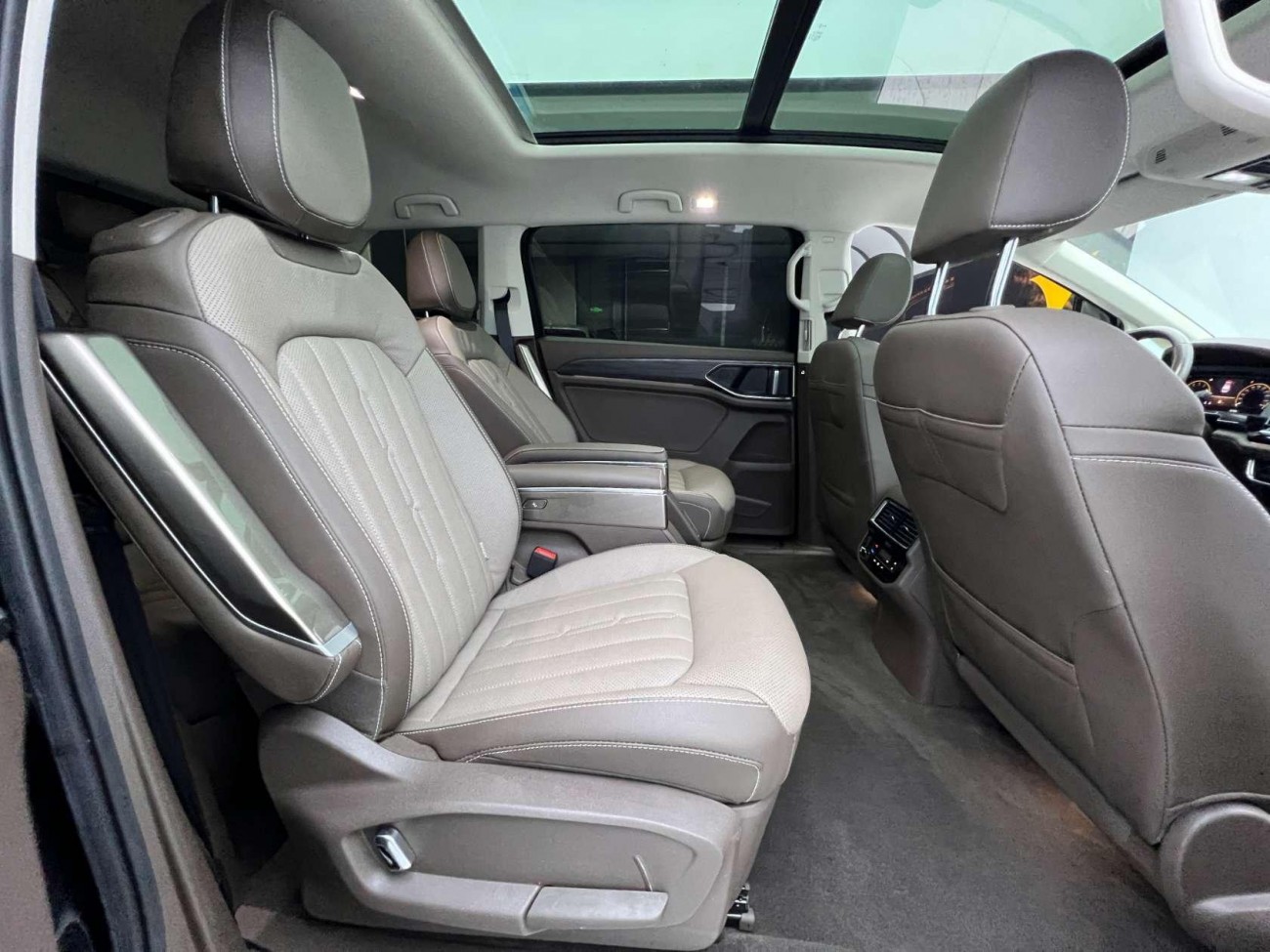 Volkswagen Viloran 2023