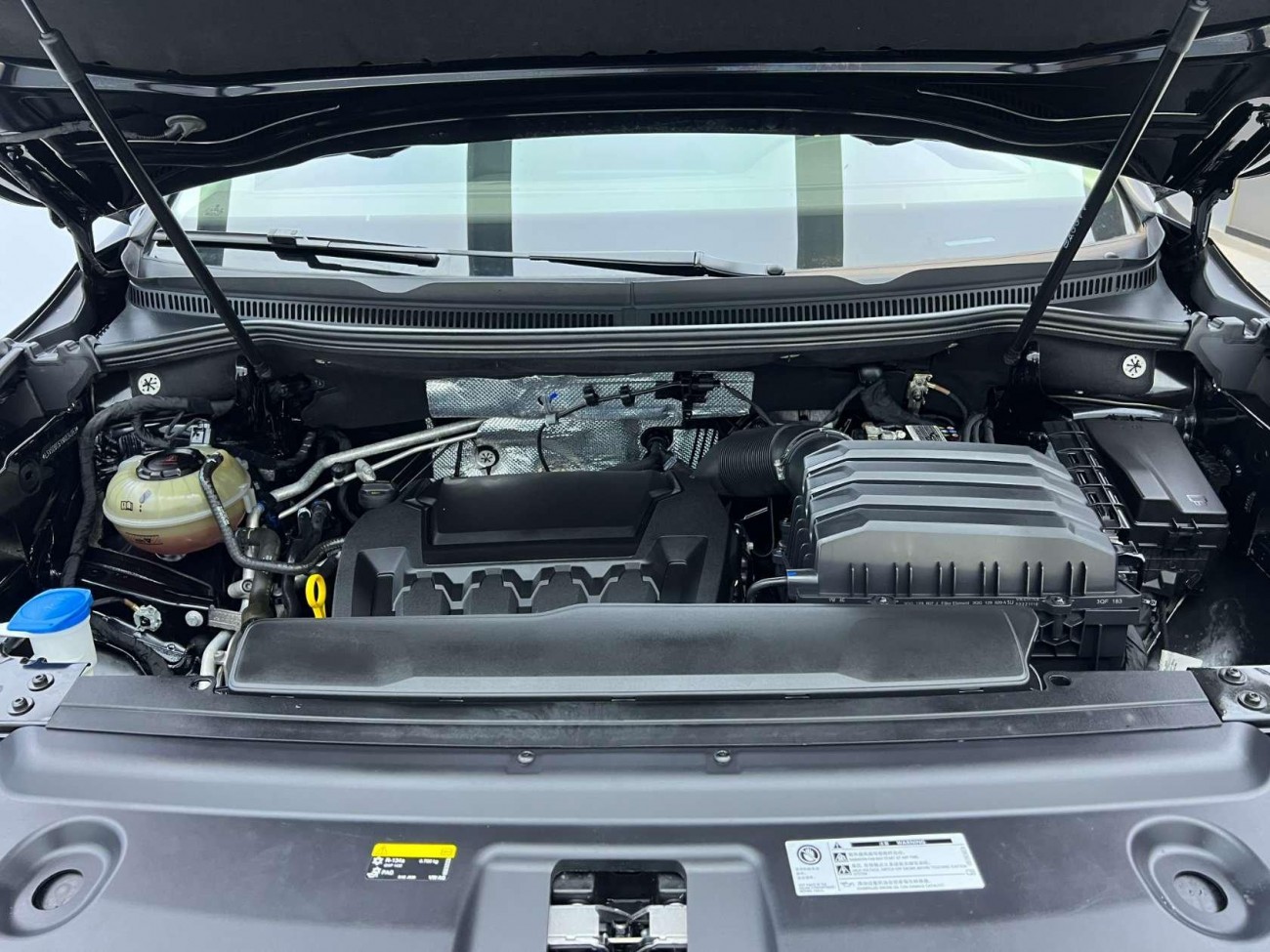 Volkswagen Viloran 2023
