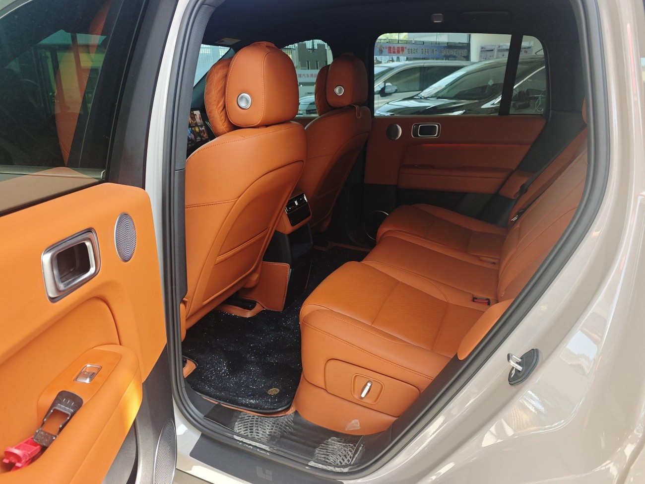 Li Auto L6 2025