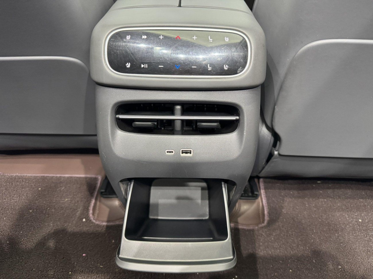 Leapmotor C11 2025
