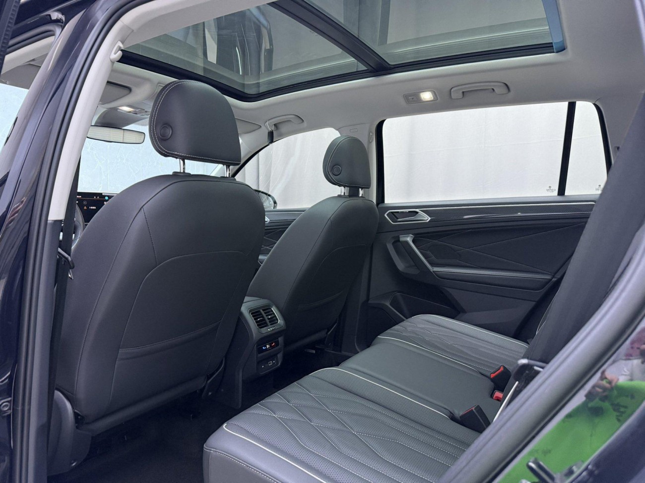 Volkswagen Tiguan L 2023